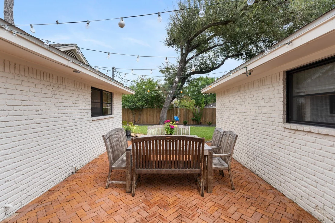 Photo of 2018 Millwood Drive