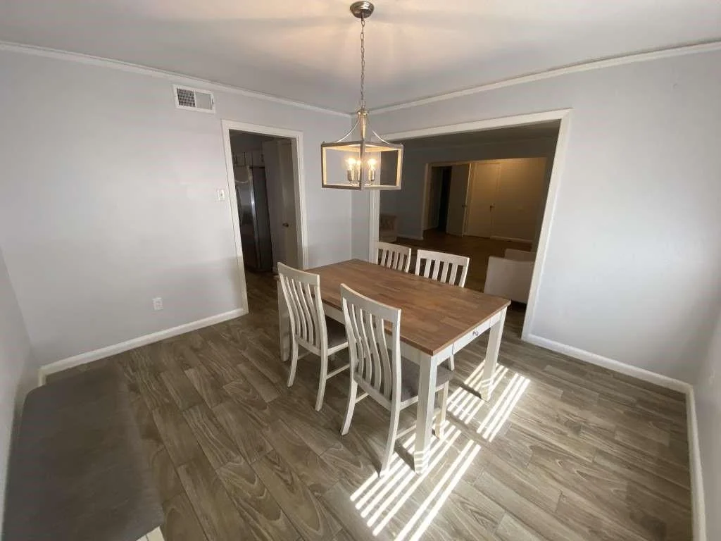 Photo of 5566 Beechnut Street