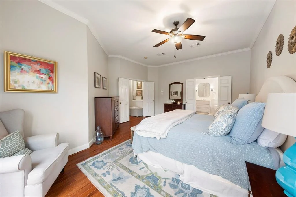 Photo of 2123 River Bend Way