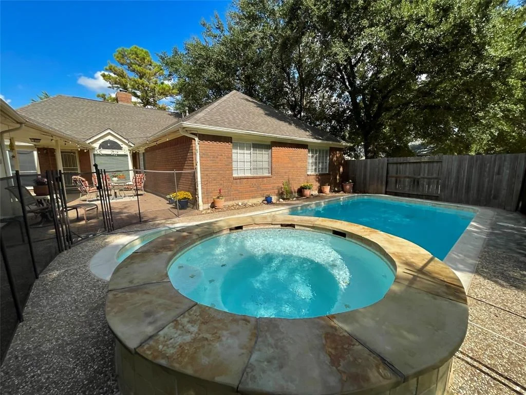 Photo of 1934 Hillgreen Drive
