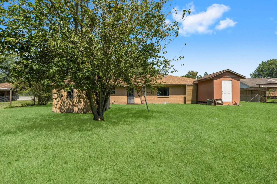 Photo of 814 Isetta Lane