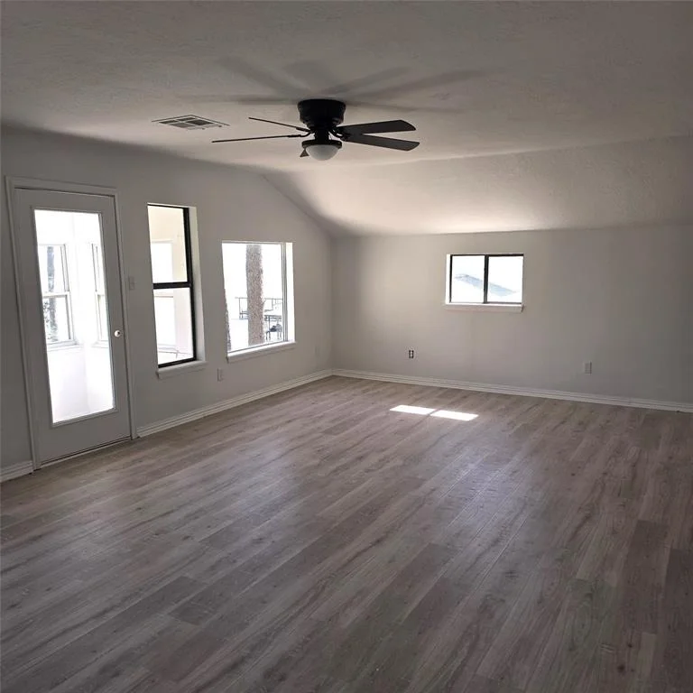 Photo of 31 Holiday Lane