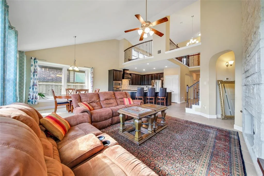 Photo of 59 E Wading Pond Circle