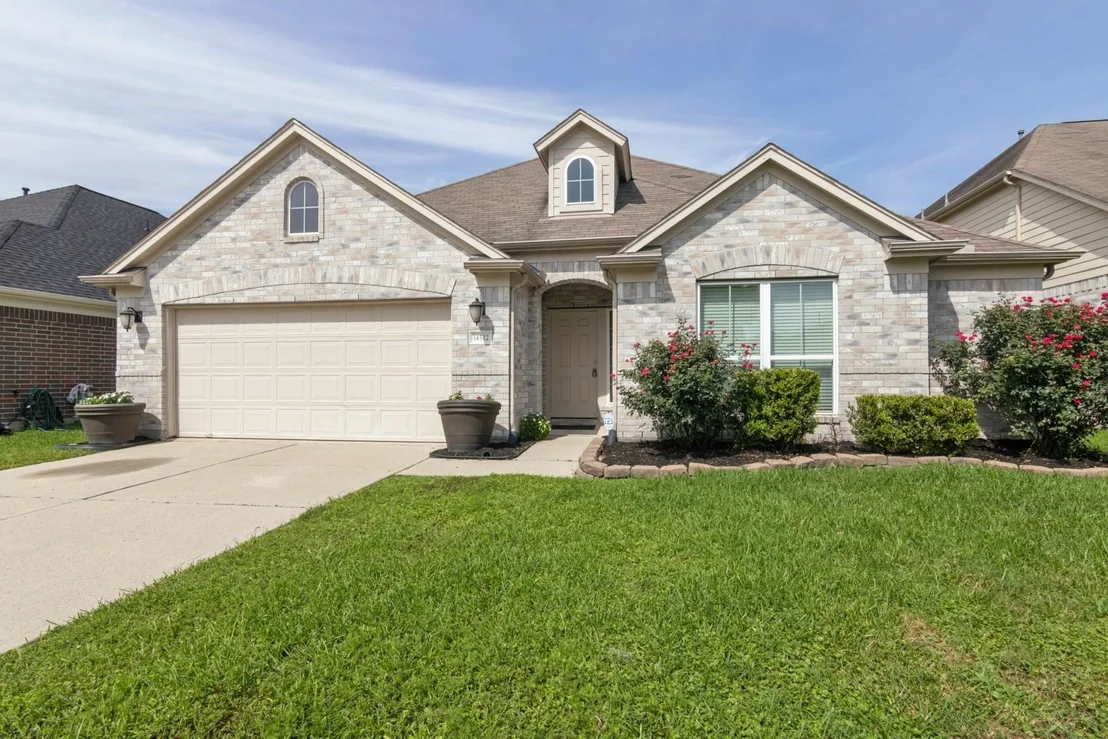 Photo of 14522 Round Mountain Drive