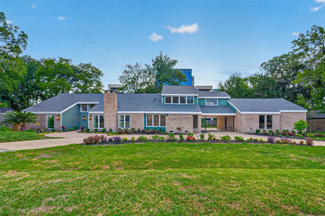 Photo of 1202 Briar Bayou Drive
