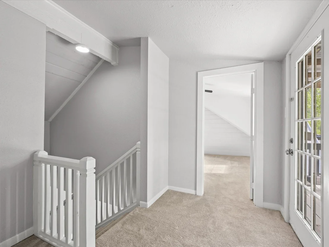Photo of 16958 Cedar Road