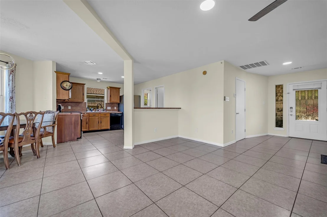 Photo of 5531 Dapplewood Lane