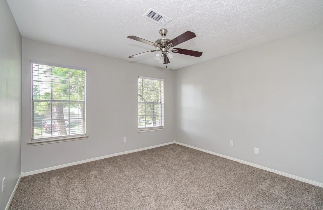 Photo of 6935 Falling Waters Drive