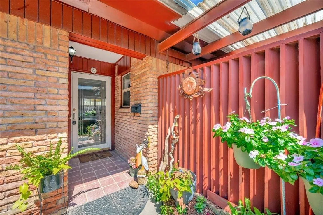 Photo of 3 Maple Lane