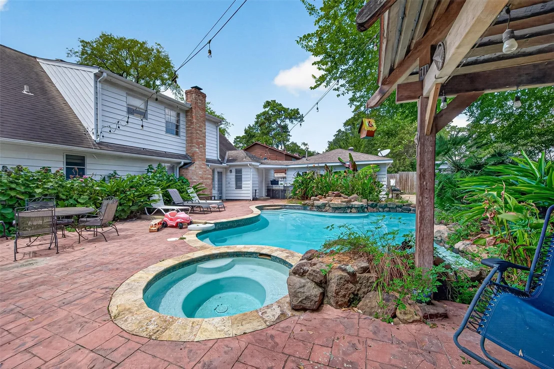 Photo of 17314 Tall Cypress Drive