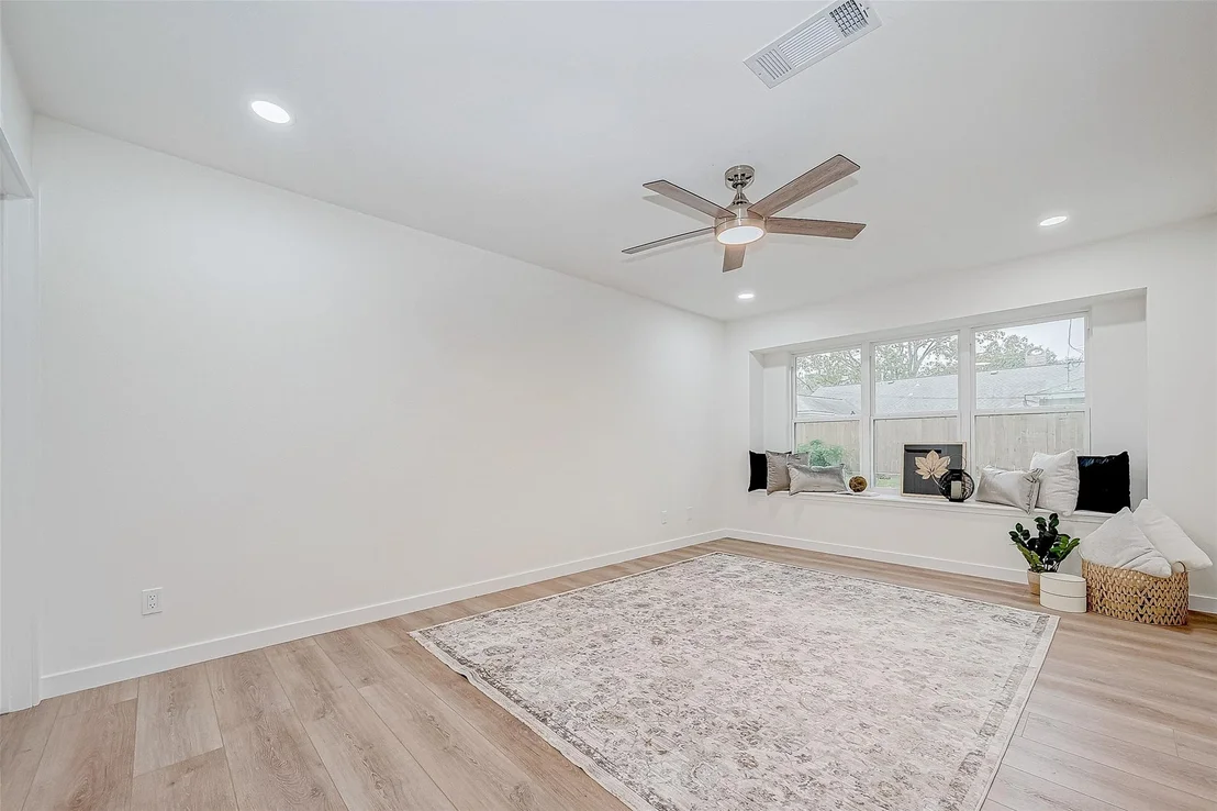 Photo of 2607 Moss Hill Drive