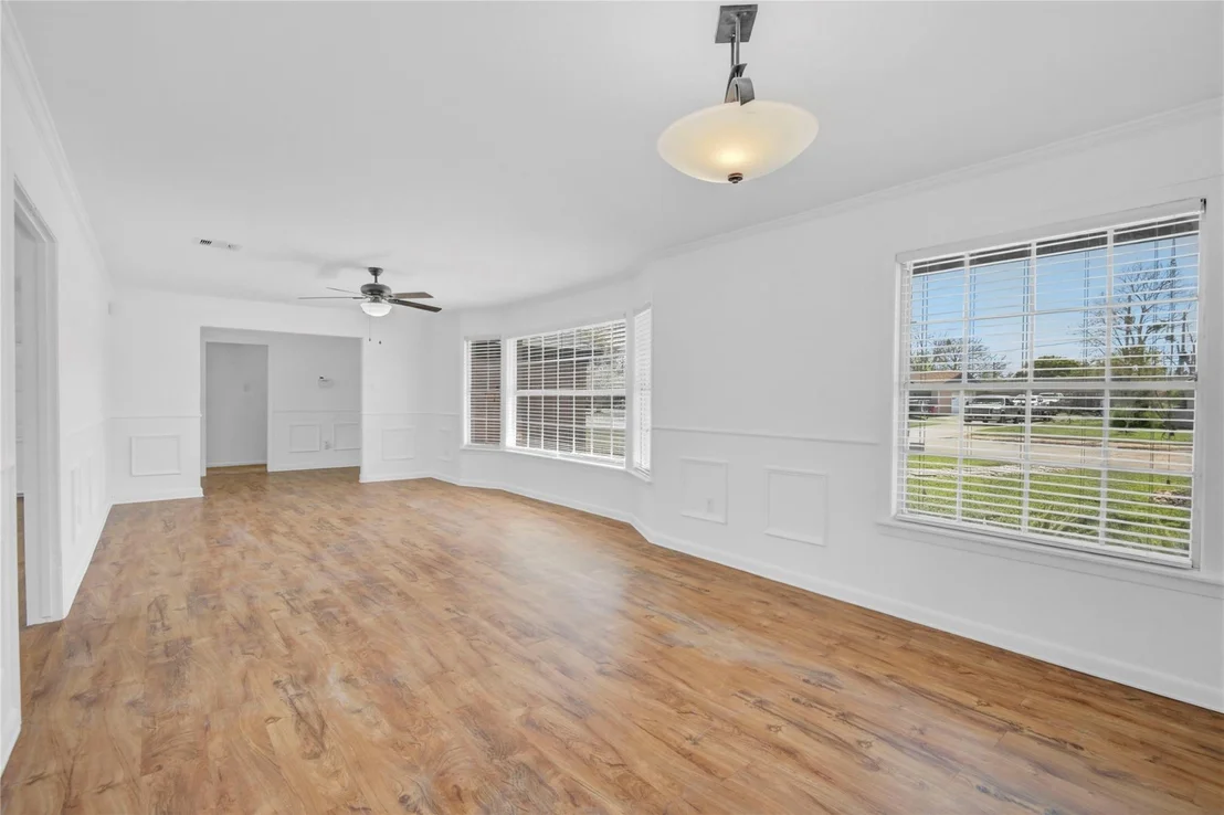 Photo of 1618 W 10th Street
