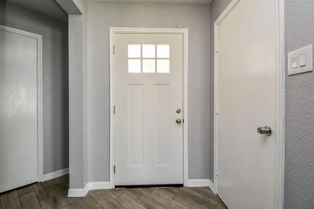 Photo of 6802 Oleander Grove Way