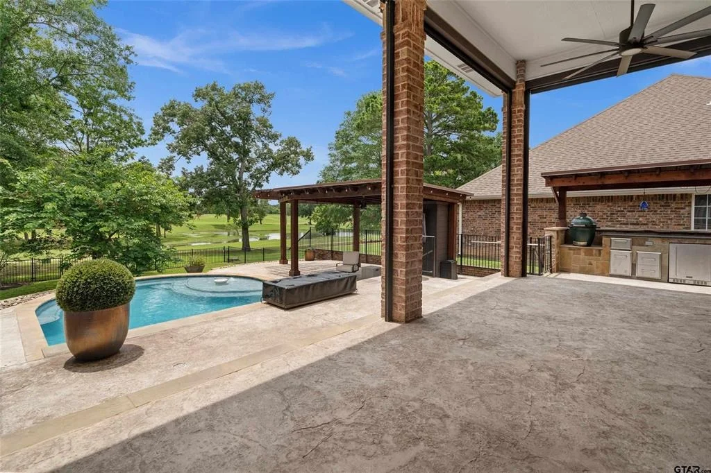 Photo of 420 Bunker Drive
