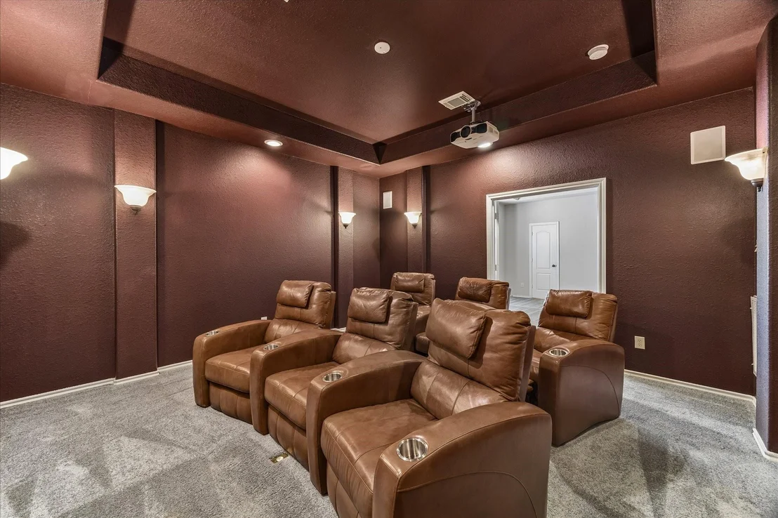 Photo of 8107 Whisper Point Drive