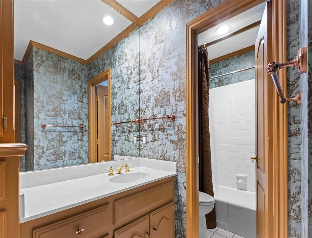 Photo of 1503 Woodlands Drive