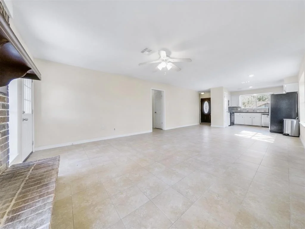 Photo of 23823 English Oak Drive