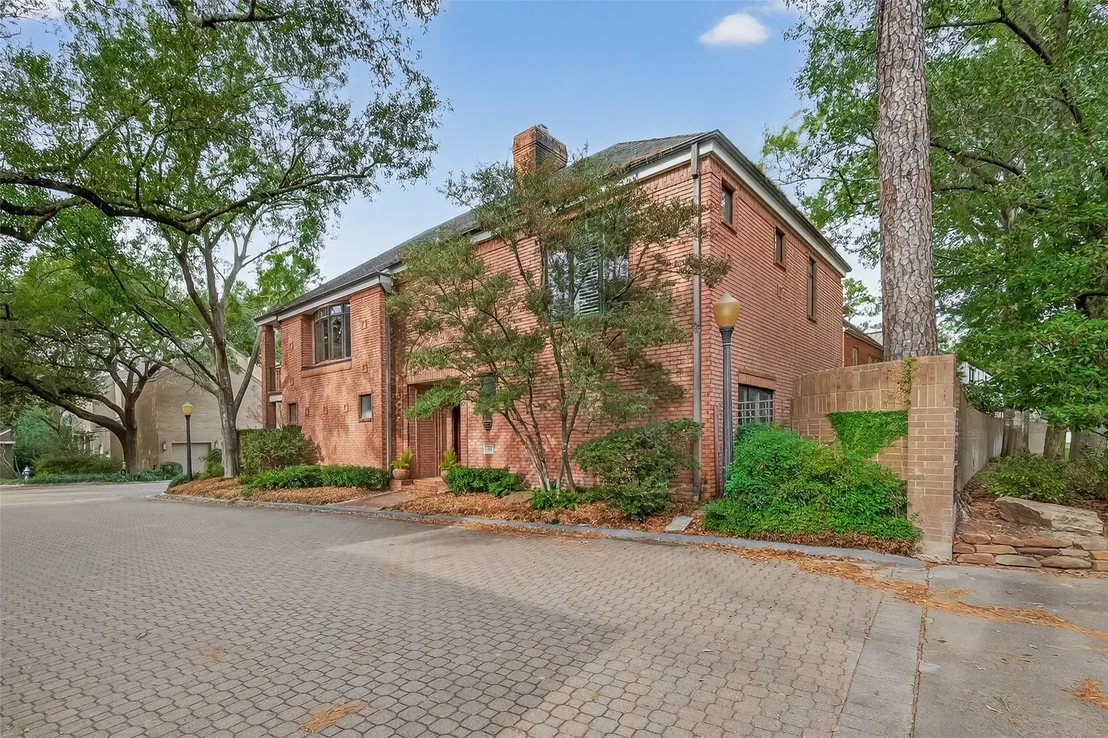 Photo of 315 Sugarberry Circle