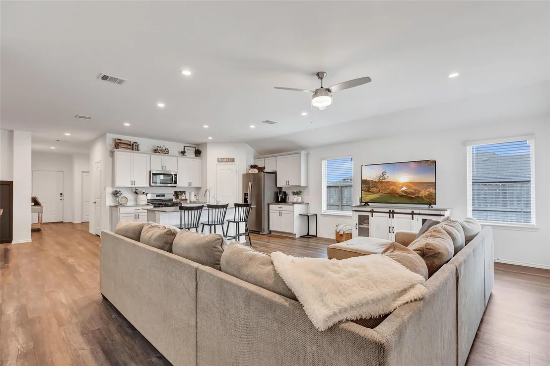 Photo of 1012 Llano Trail