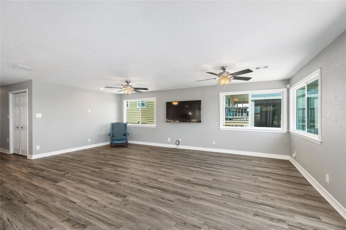 Photo of 513 Swordfish Lane