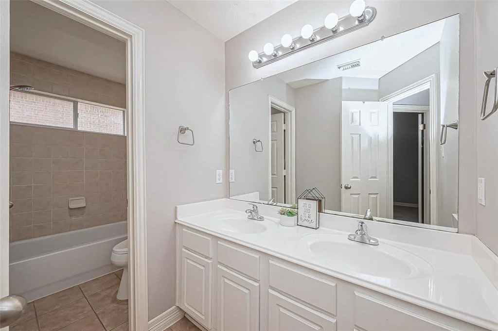 Photo of 5915 Winter Breeze Drive