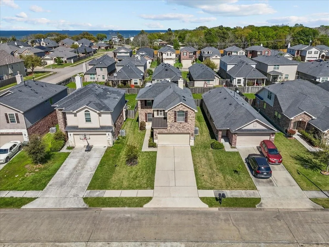 Photo of 5111 Bay Lane