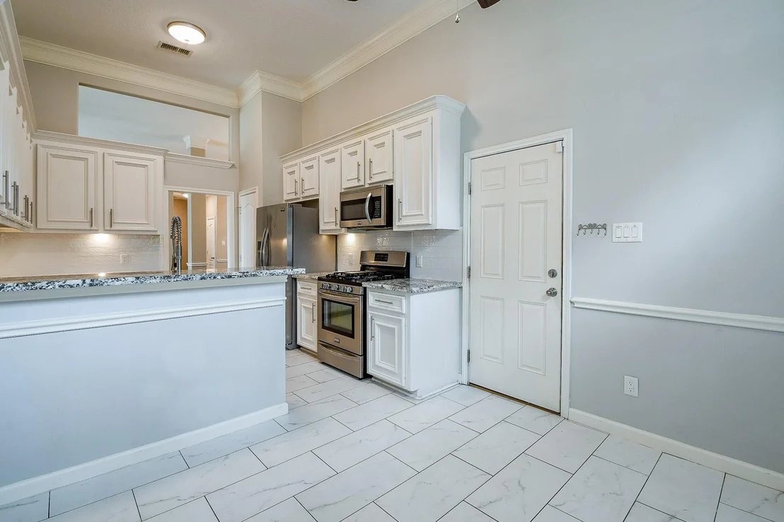 Photo of 21818 Windsor Castle Drive