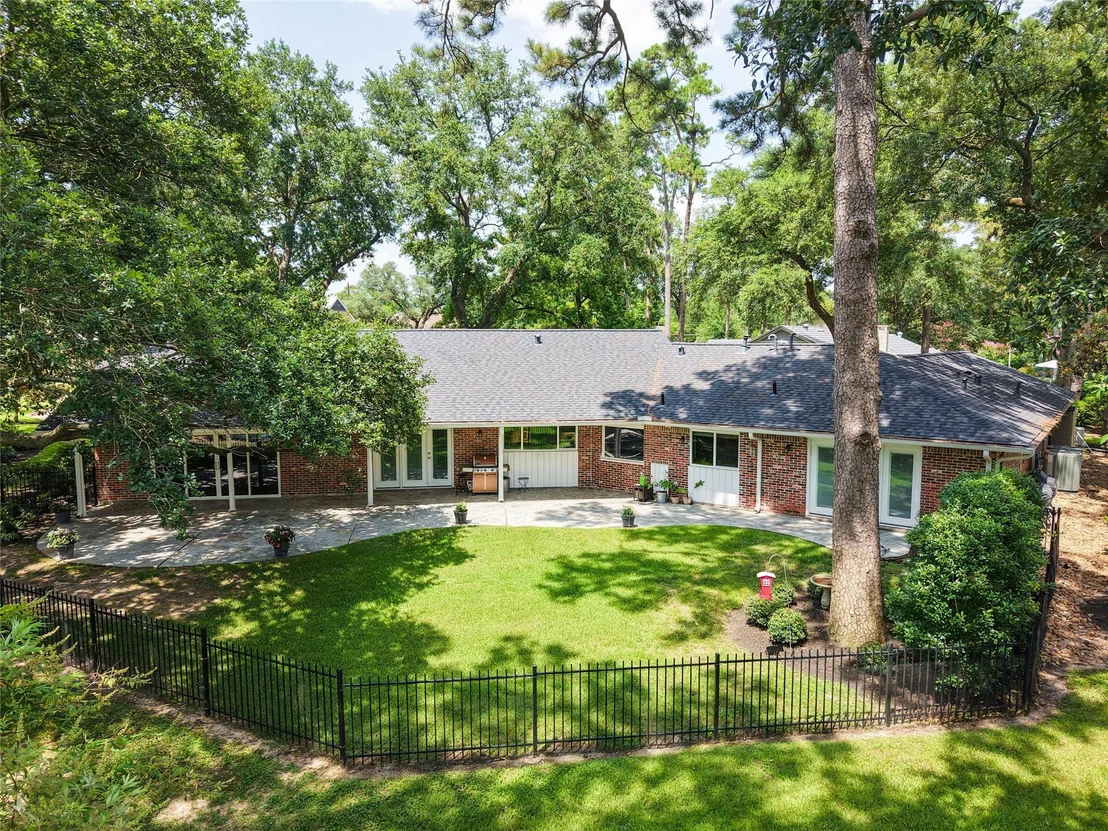 Photo of 5911 Masters Drive