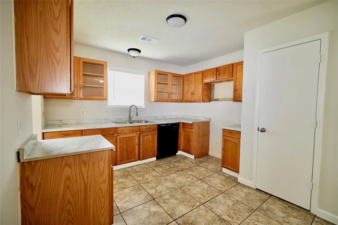 Photo of 6419 Halstead Meadows Cir