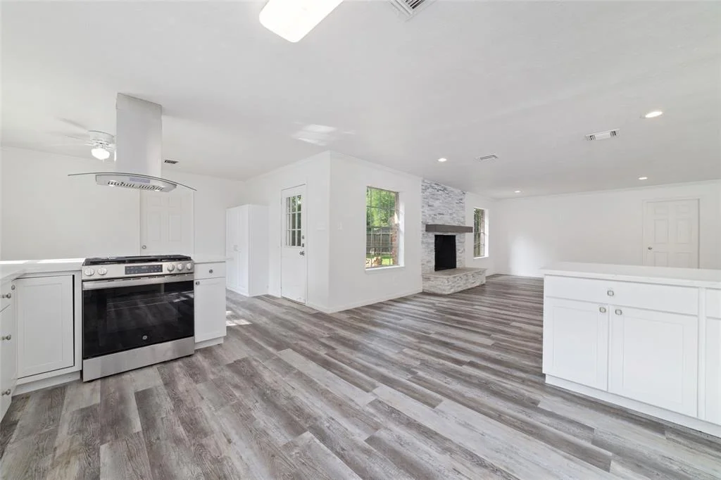 Photo of 549 Roanoke Drive