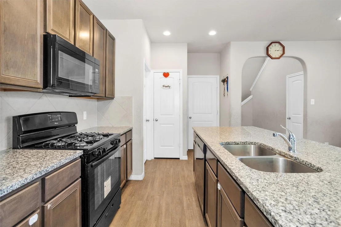 Photo of 4318 Mcgregor Bluff Lane