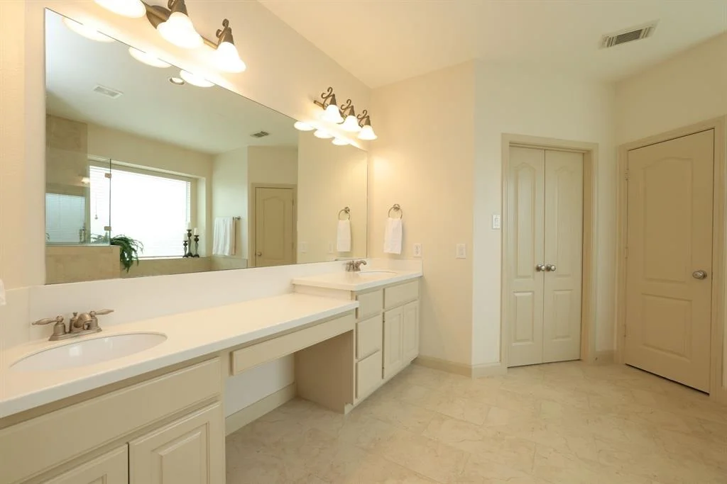 Photo of 10206 Noble Pointe Court