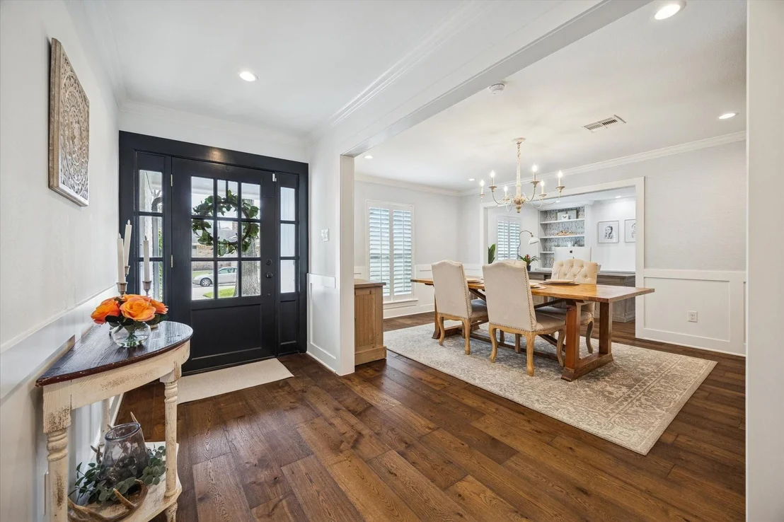 Photo of 1210 Briarbrook Drive