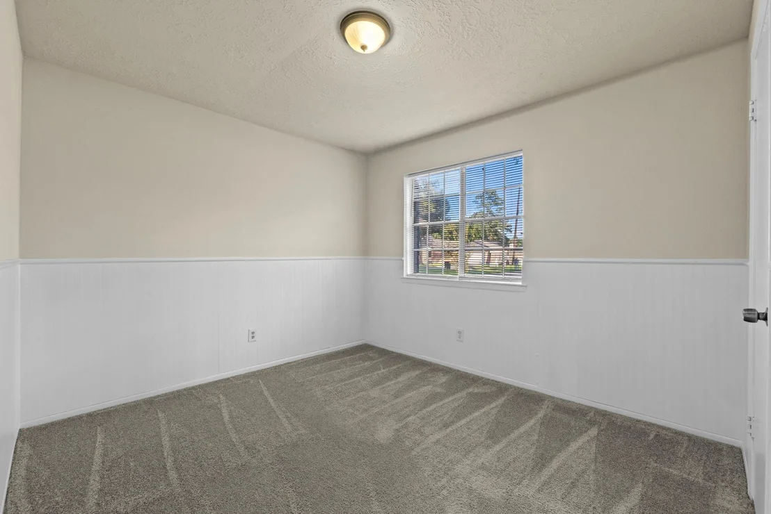 Photo of 4211 Hirschfield Road