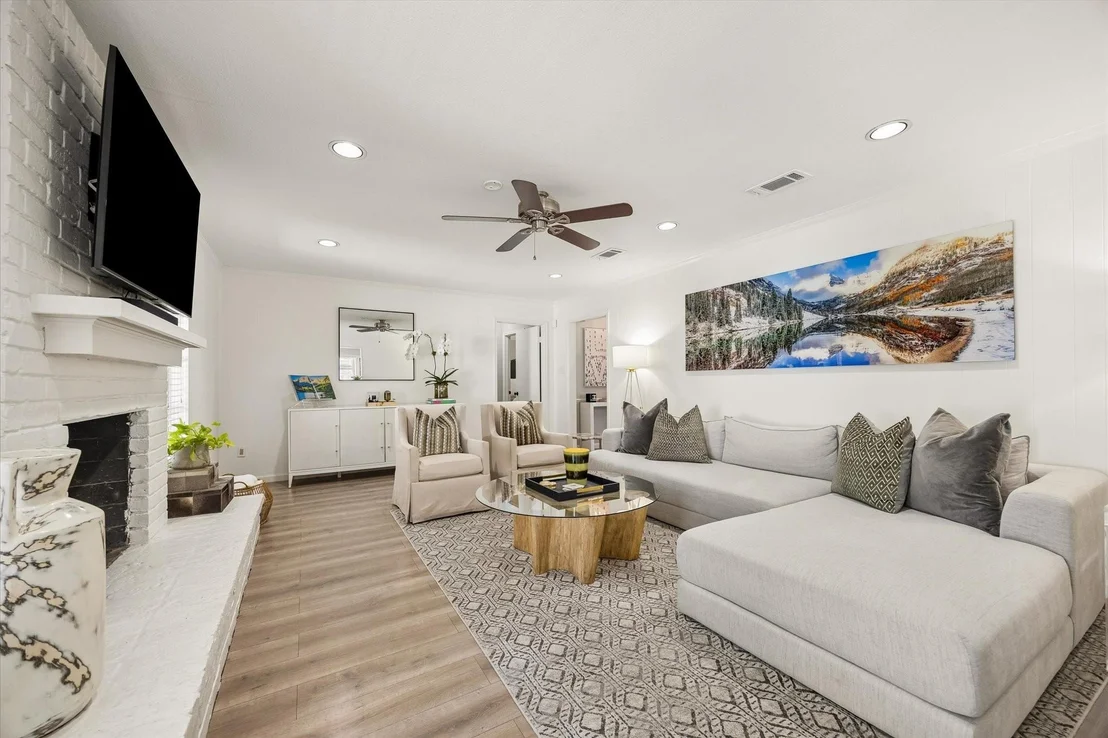 Photo of 11010 Overbrook Lane