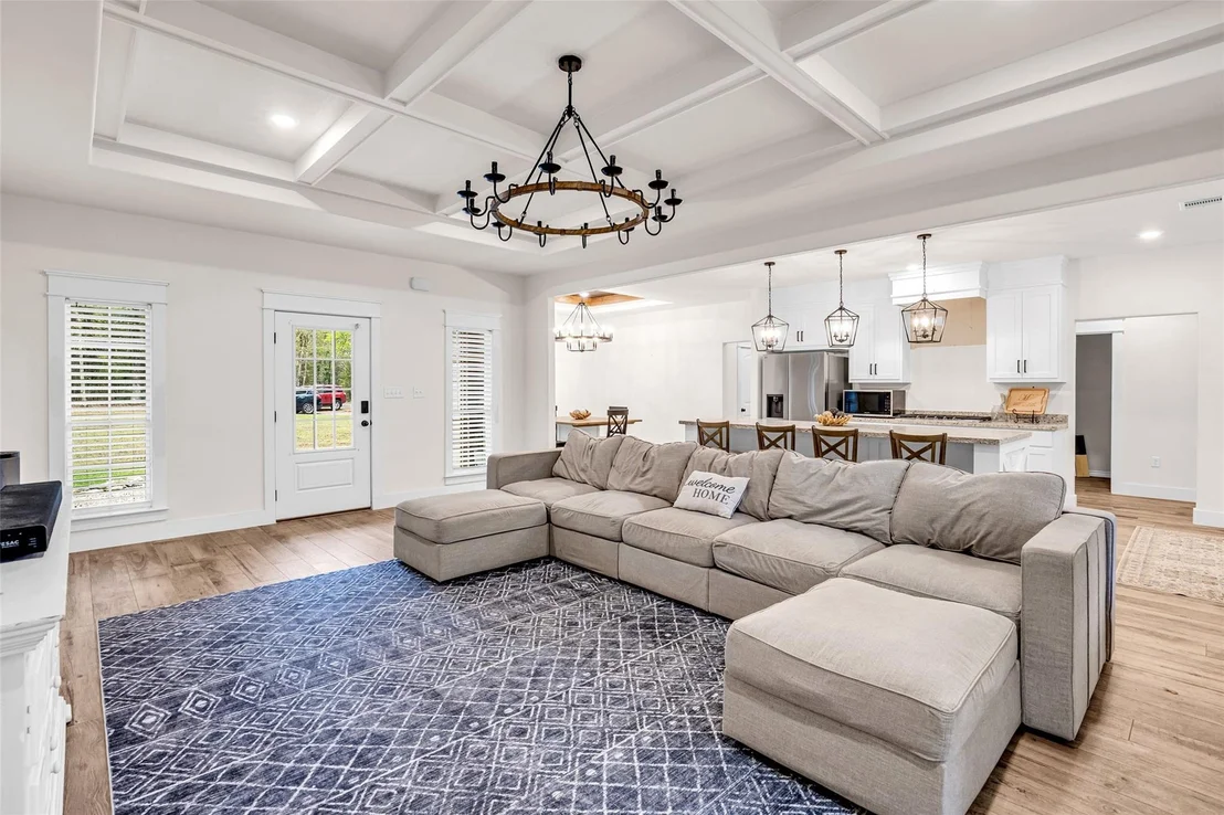 Photo of 10040 Shepard Hill Road