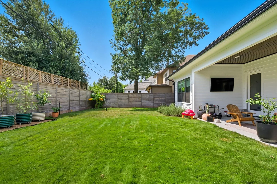 Photo of 1607 Wakefield Drive