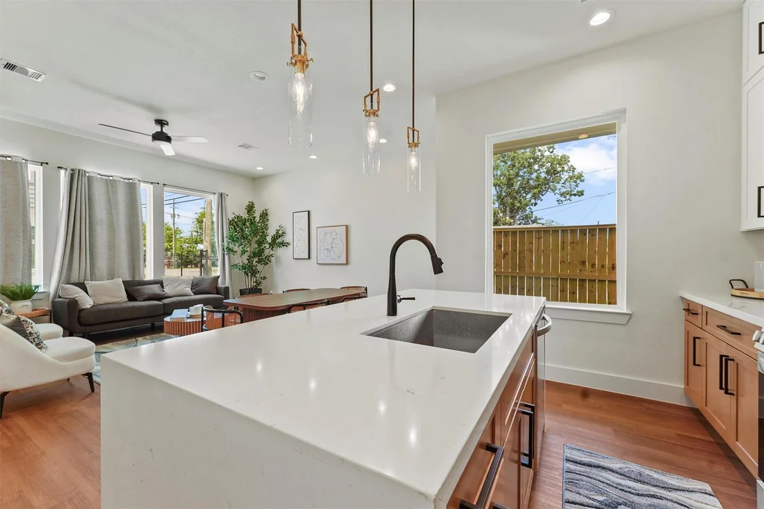 Photo of 8902 Knoll Branch Dr Drive