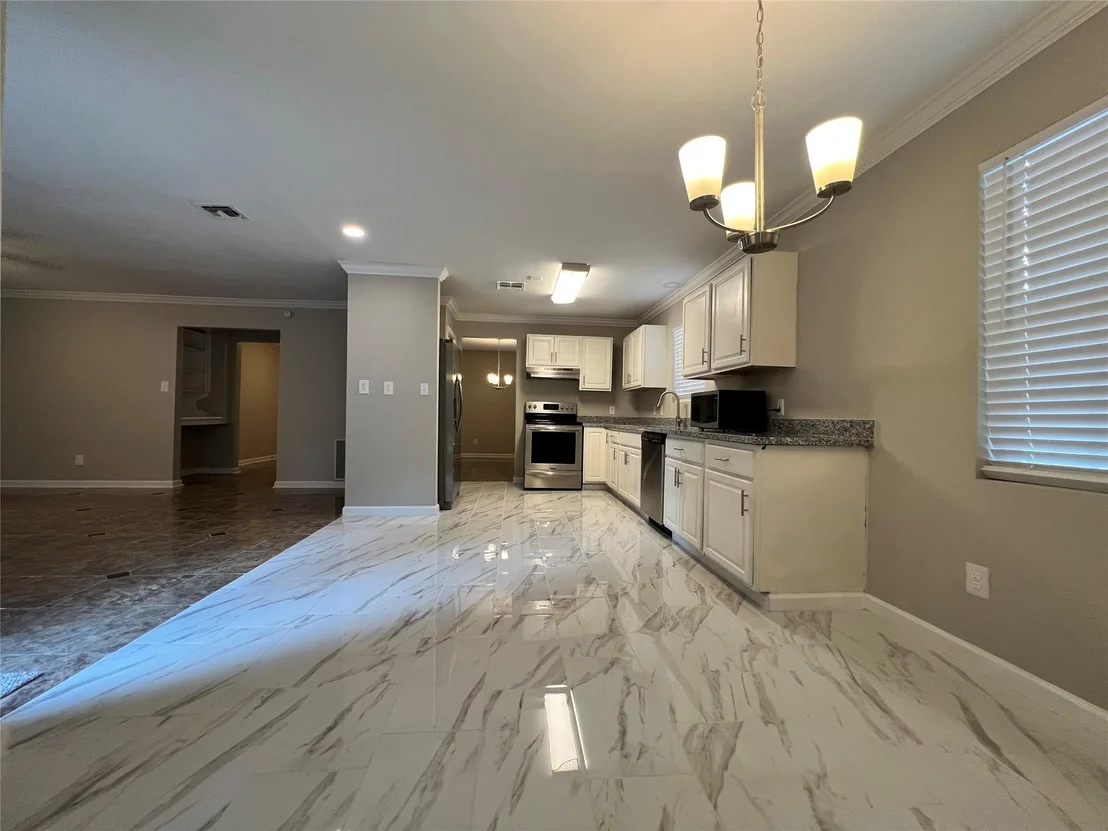 Photo of 1506 Castlerock Drive