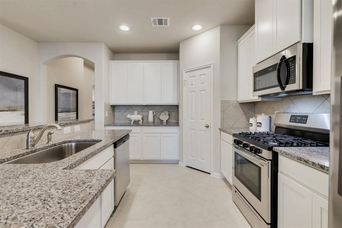 Photo of 5907 Grantgrala Drive