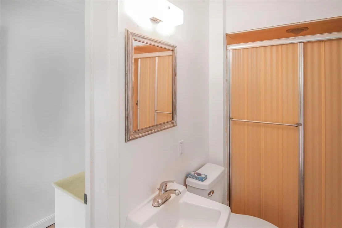 Photo of 536 Oak Drive