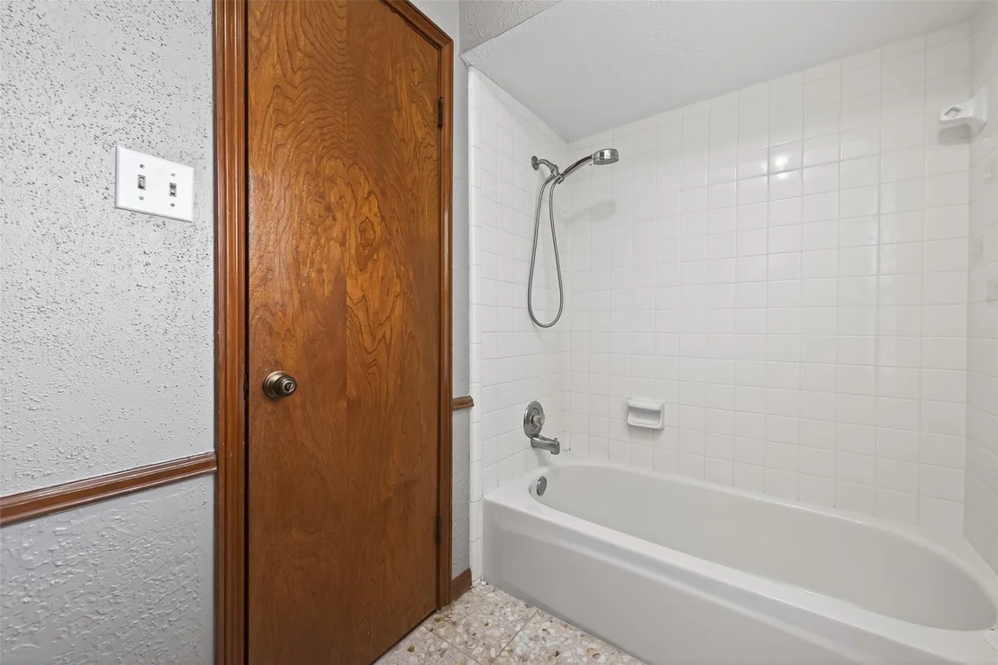 Photo of 7911 Pine Green Lane