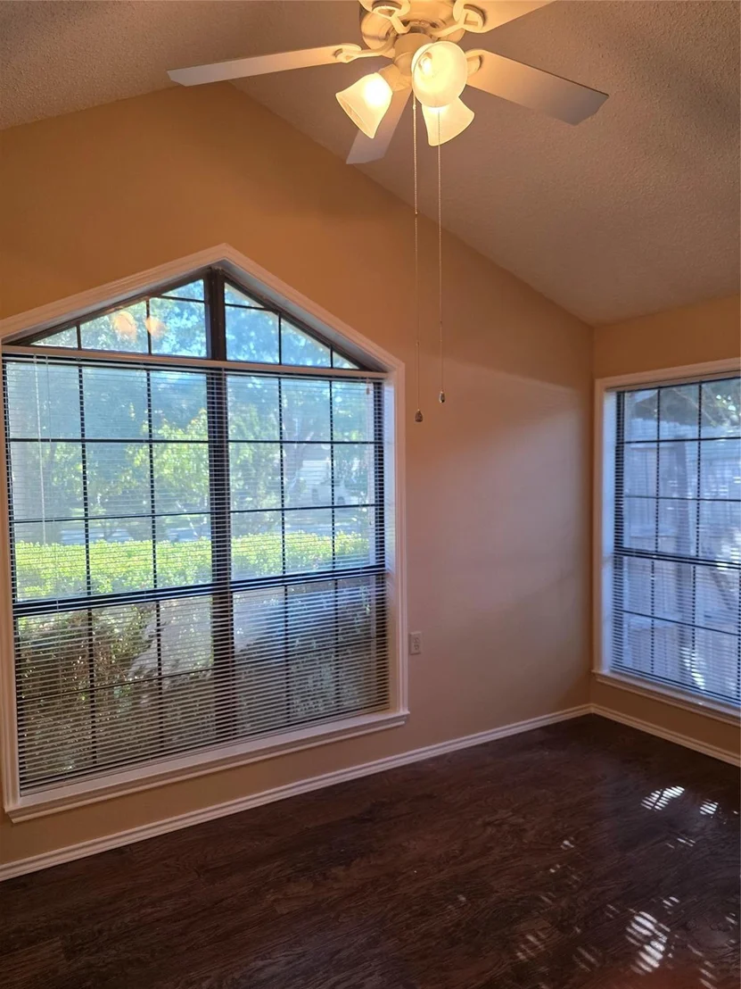 Photo of 3437 Columbia Drive