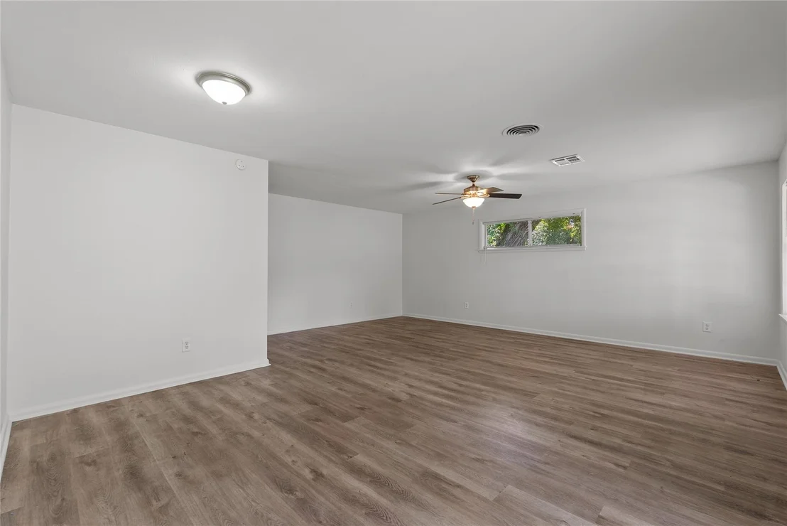 Photo of 1102 Avenue C