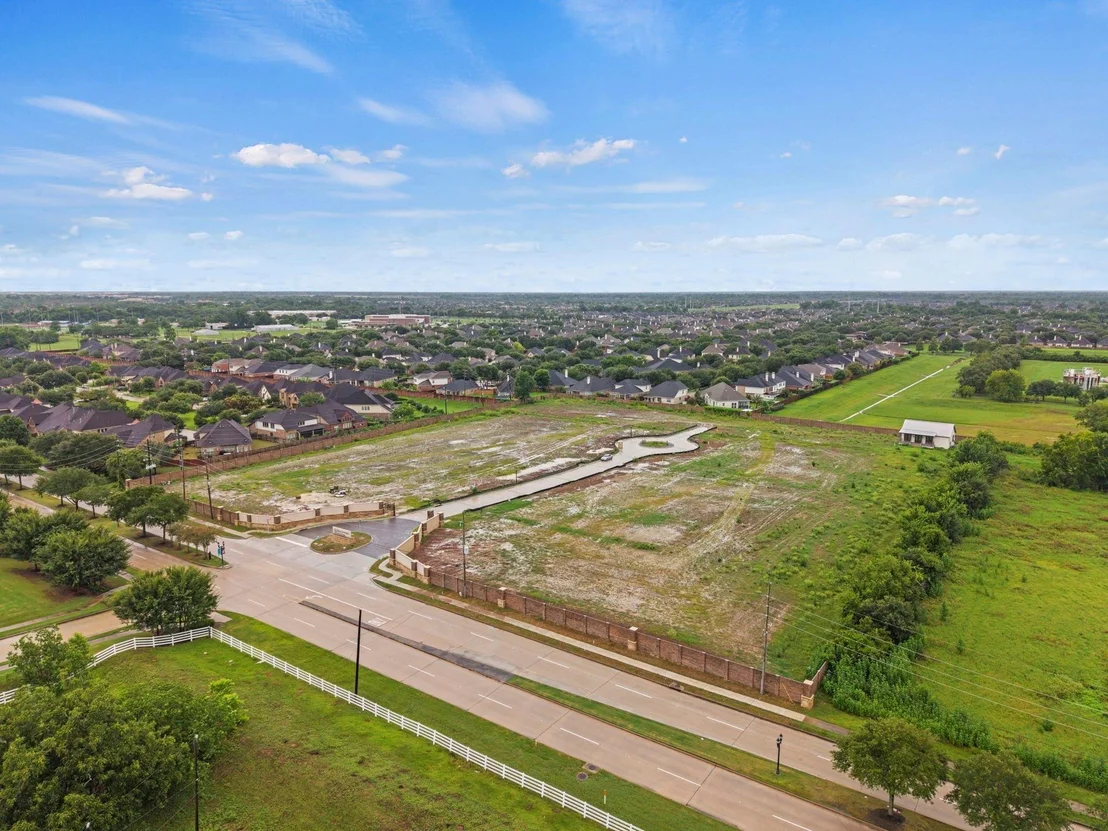 Photo of 7019 Meadowview Estates Court