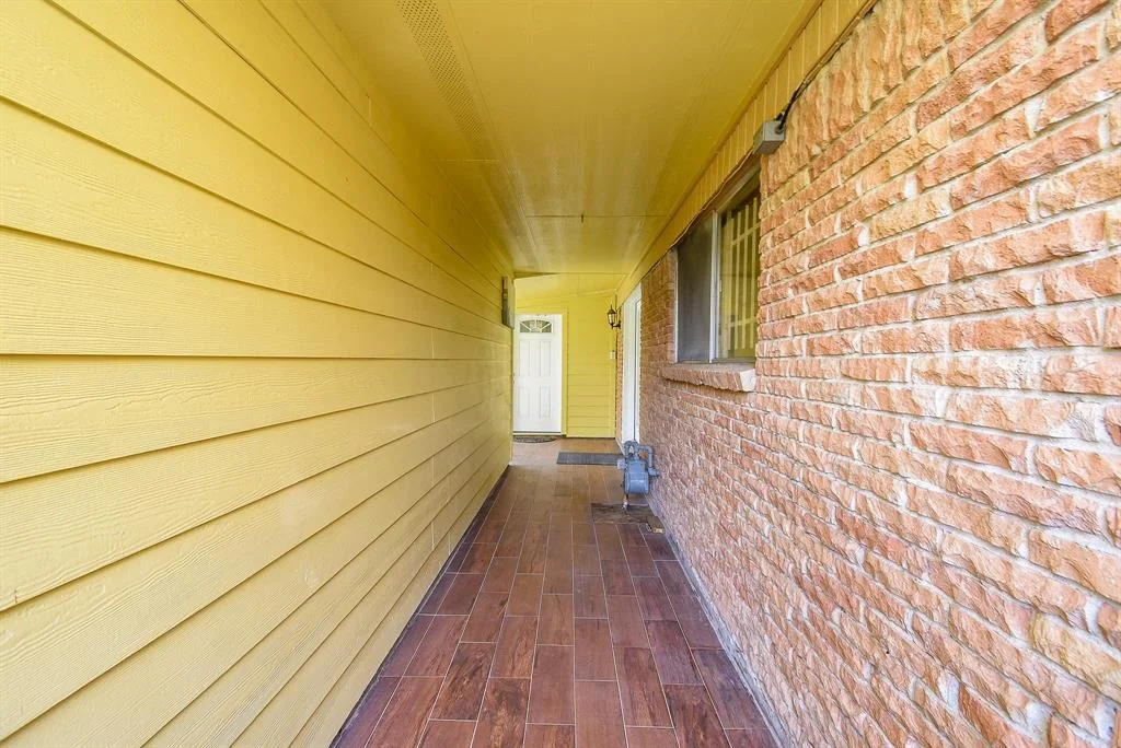 Photo of 7218 Tours Street