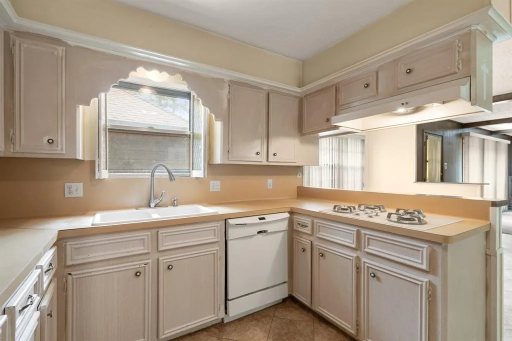 Photo of 28814 Enchanted Drive