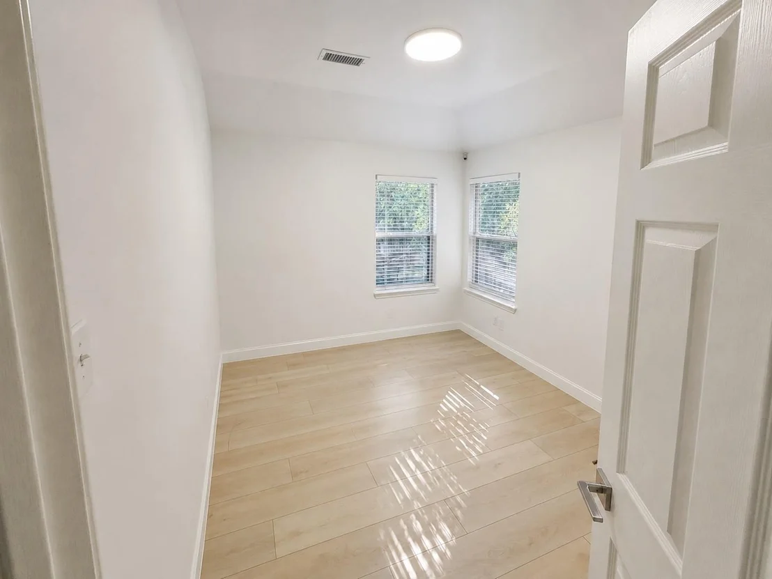 Photo of 2 Wind Harp Place