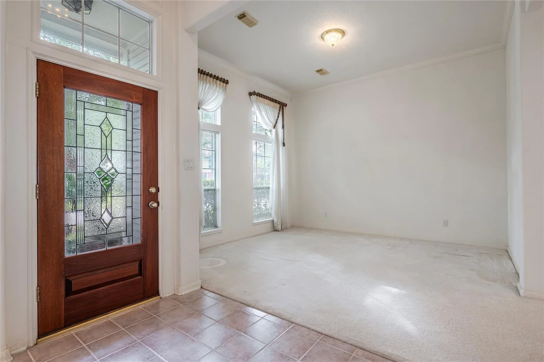 Photo of 1615 Evergreen Lane