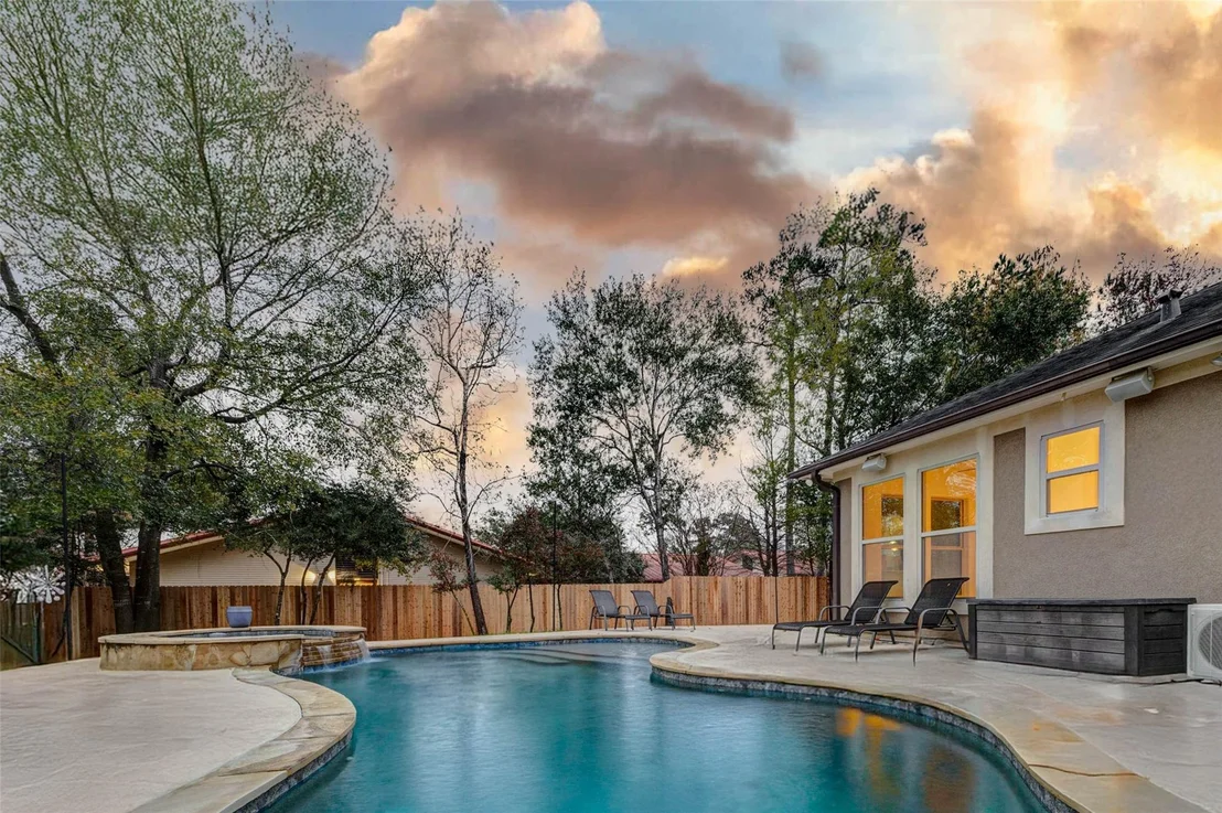 Photo of 28986 Twisted Oak Drive